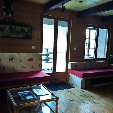 Le Chalet Du Bas Prázdninový dům *