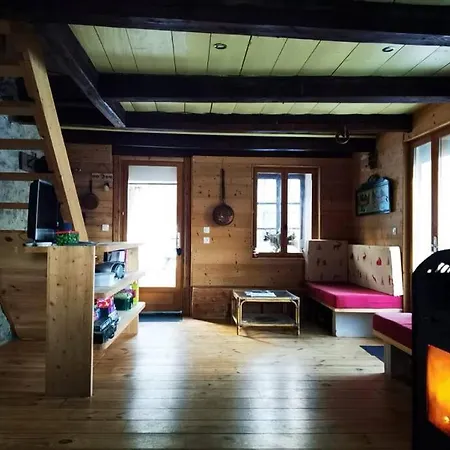 Prázdninový dům Le Chalet Du Bas *